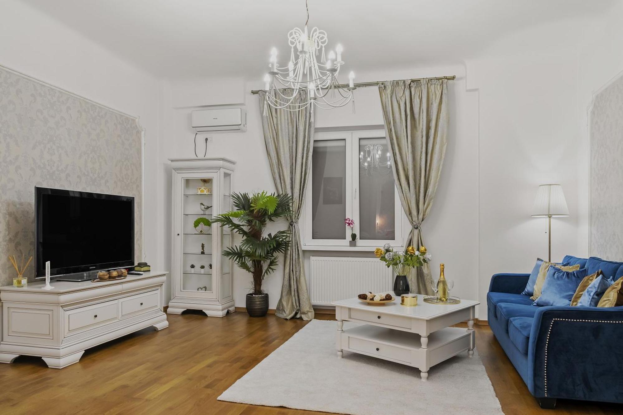 Sweet Luxury Three Rooms Apartment City Center Universitate Букурещ Екстериор снимка