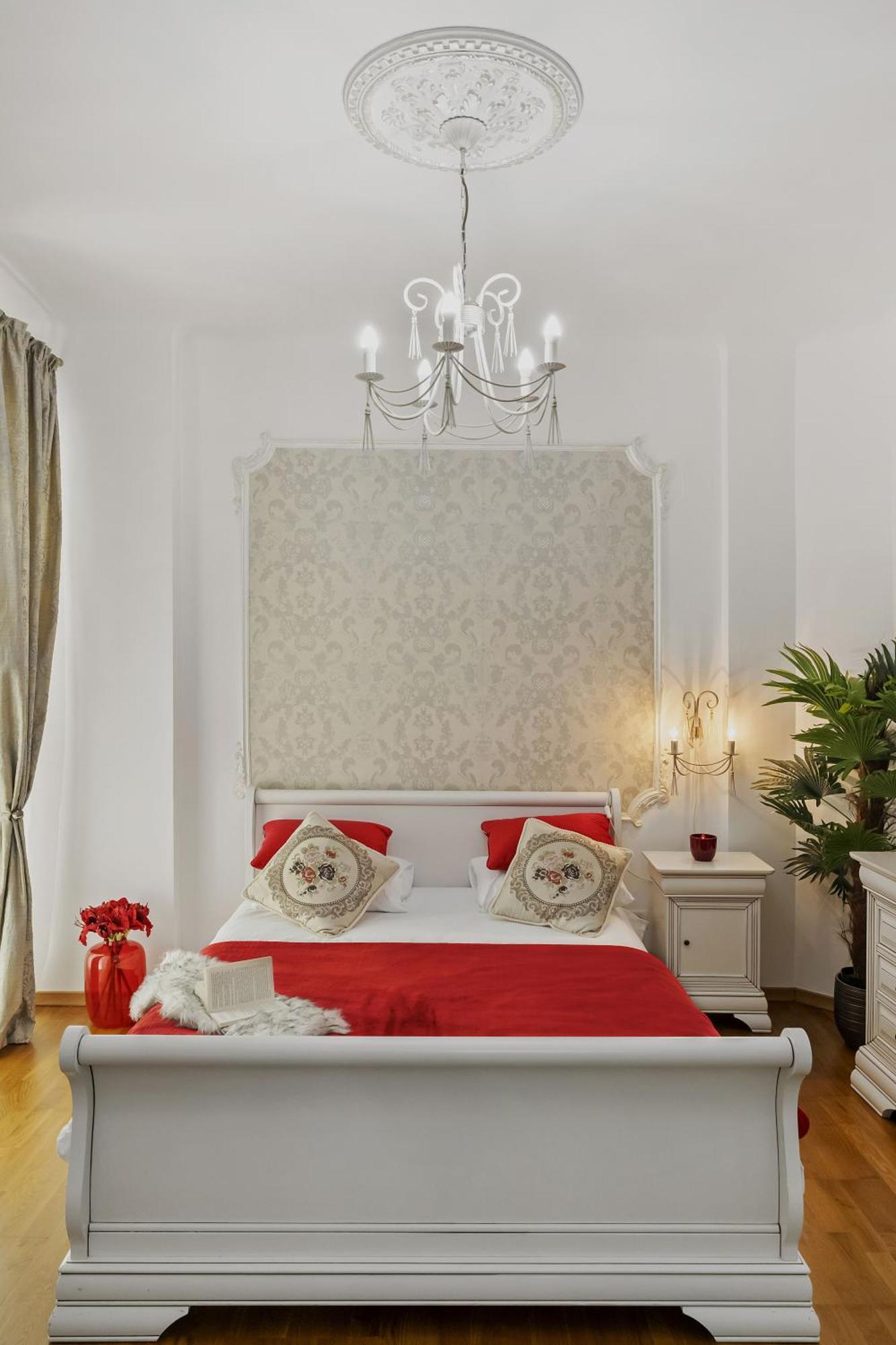 Sweet Luxury Three Rooms Apartment City Center Universitate Букурещ Екстериор снимка
