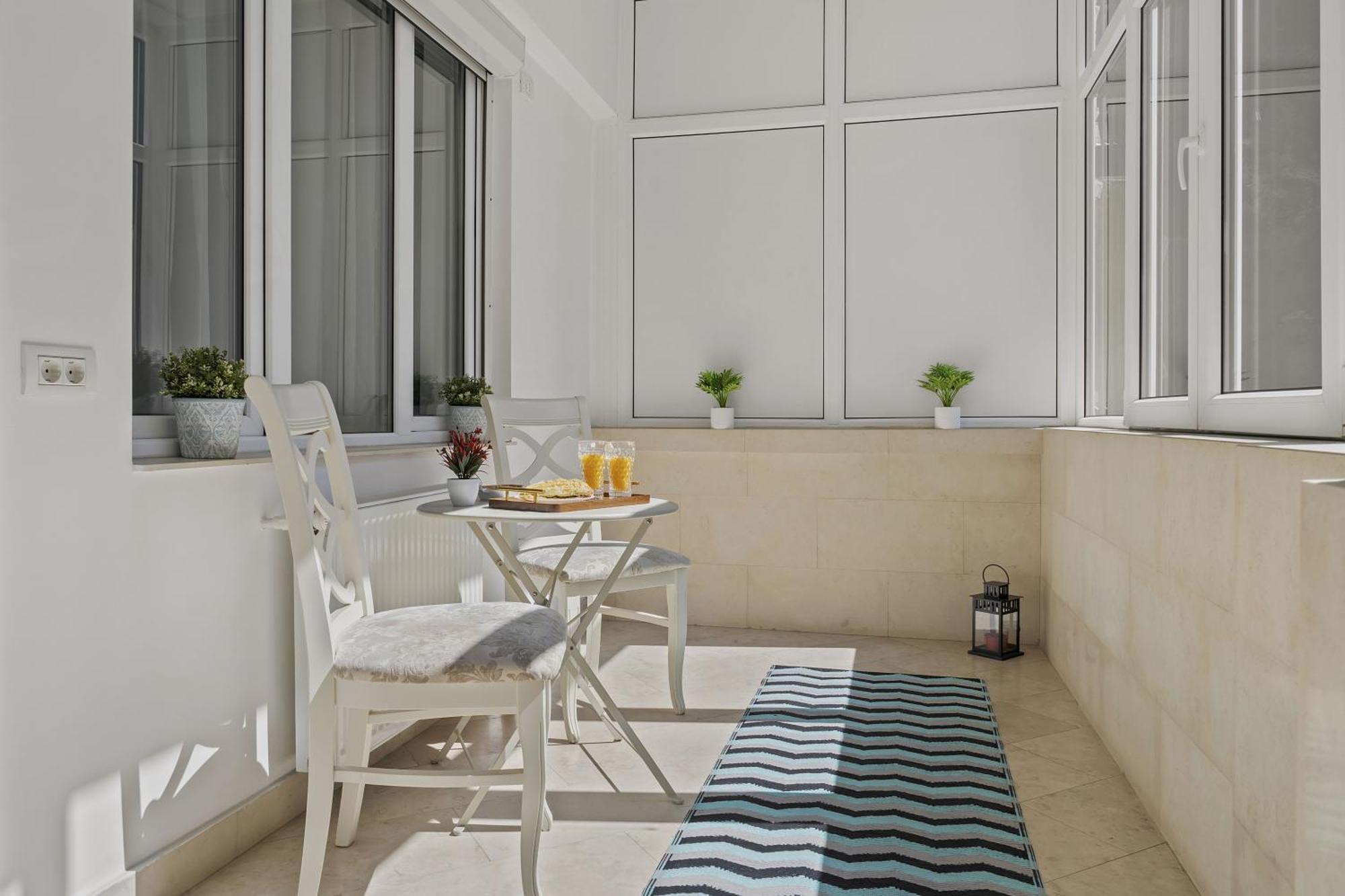 Sweet Luxury Three Rooms Apartment City Center Universitate Букурещ Екстериор снимка